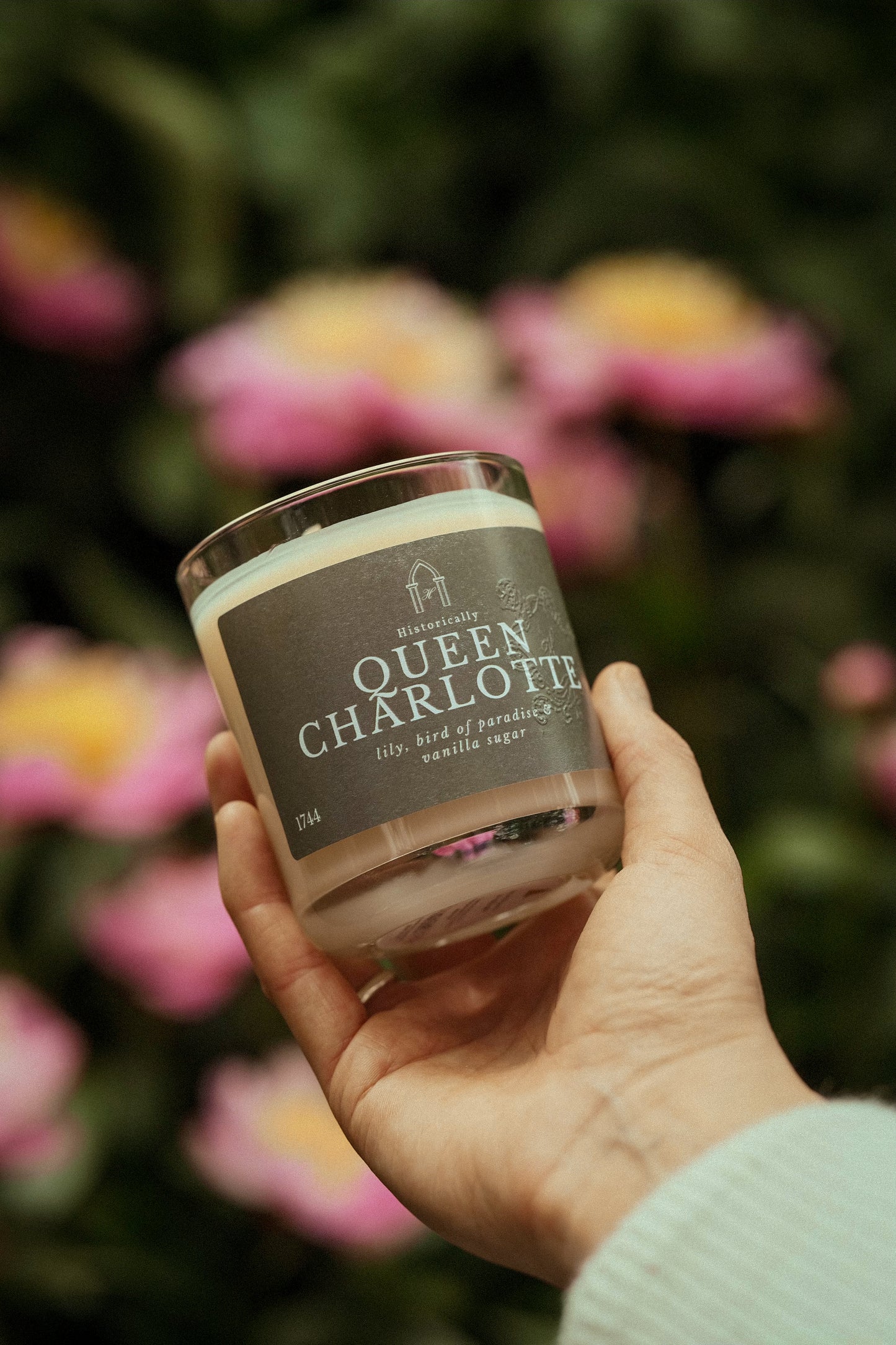 History candle inspired by Bridgerton's Queen Charlotte