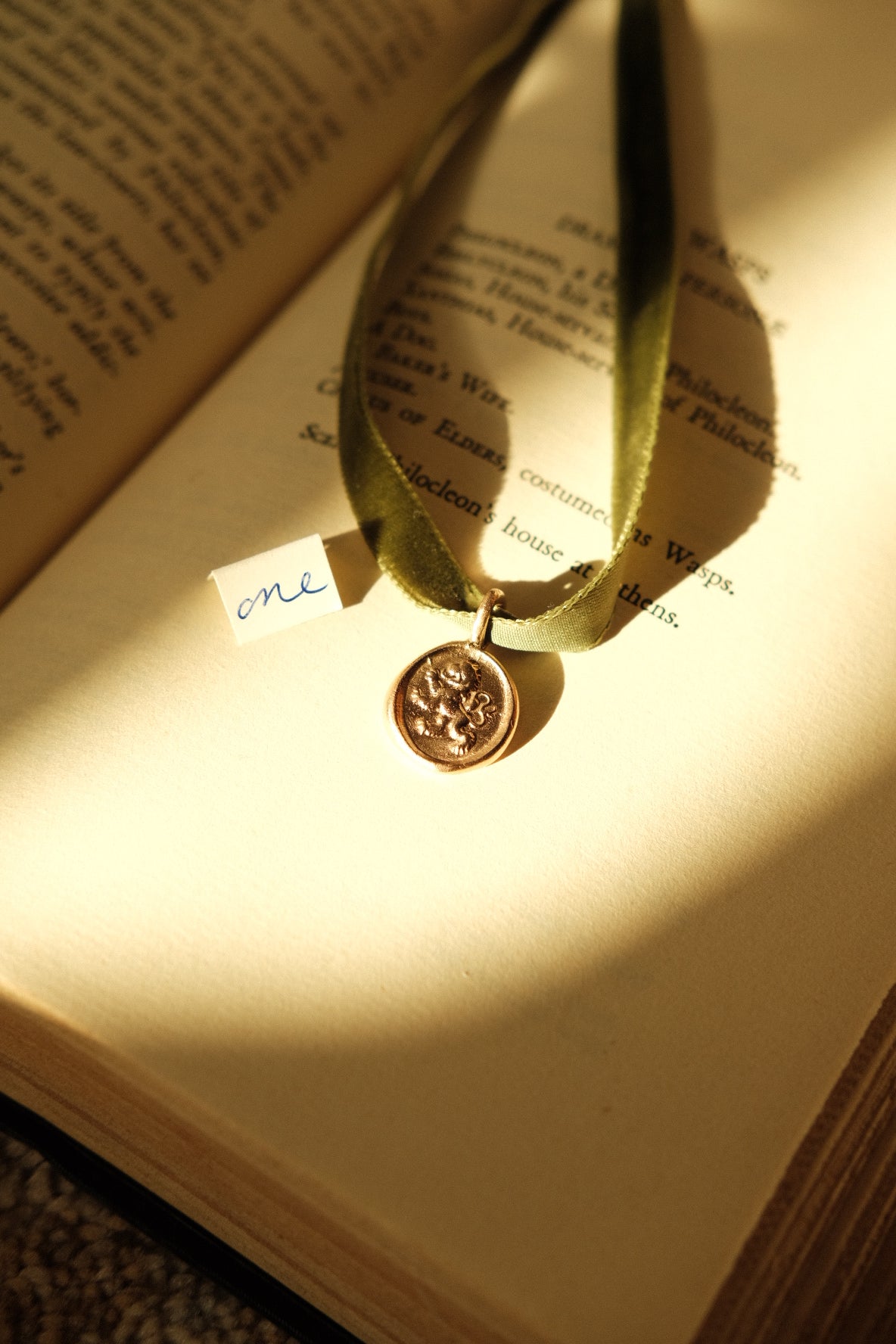 Jane Seymour Lion Pendant