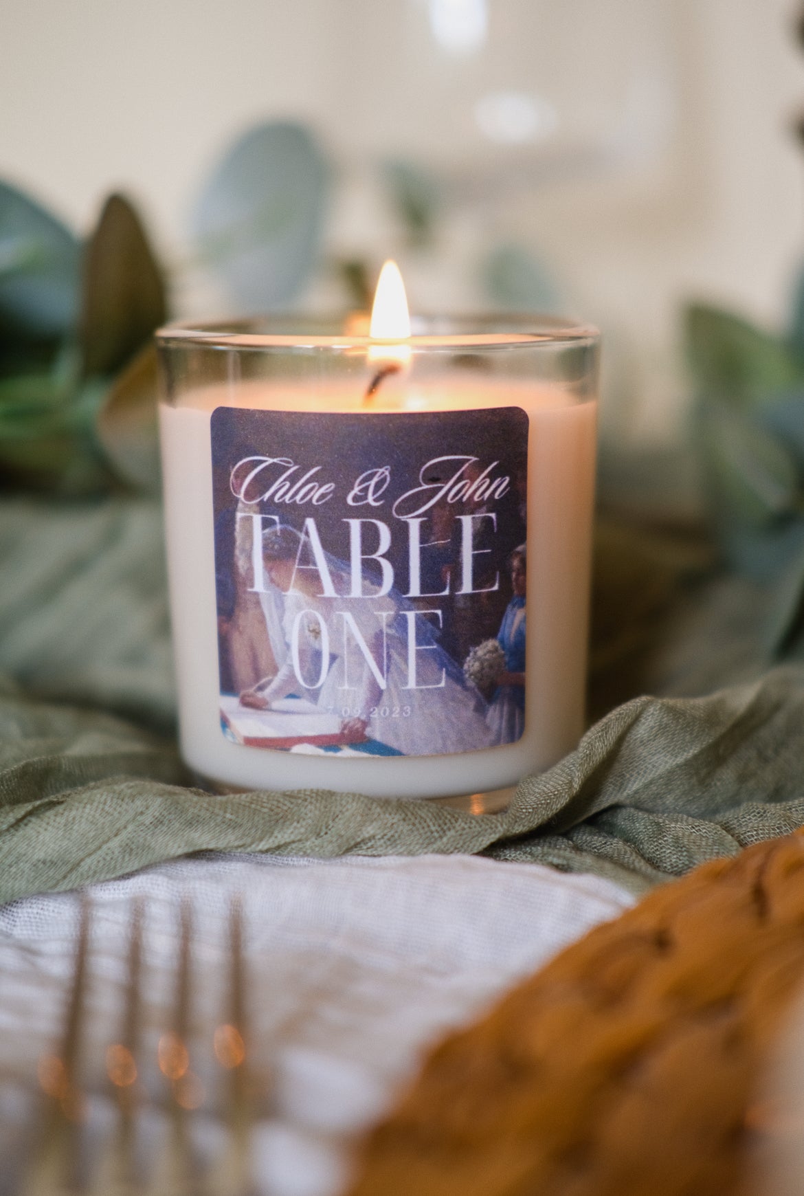History inspired wedding table candle
